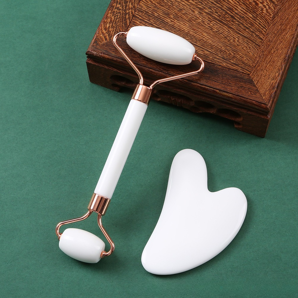 Rose Quartz Facial Massager -  - Luxury Rose Skincare ulasan dan harga